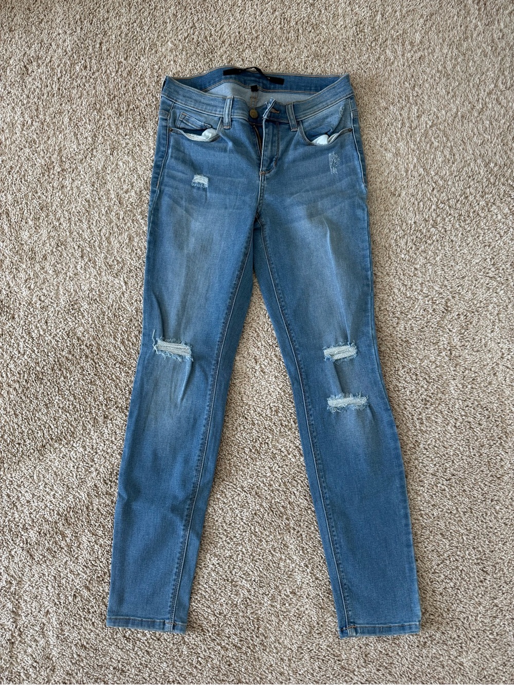 Harper Distressed Skinny Jeans